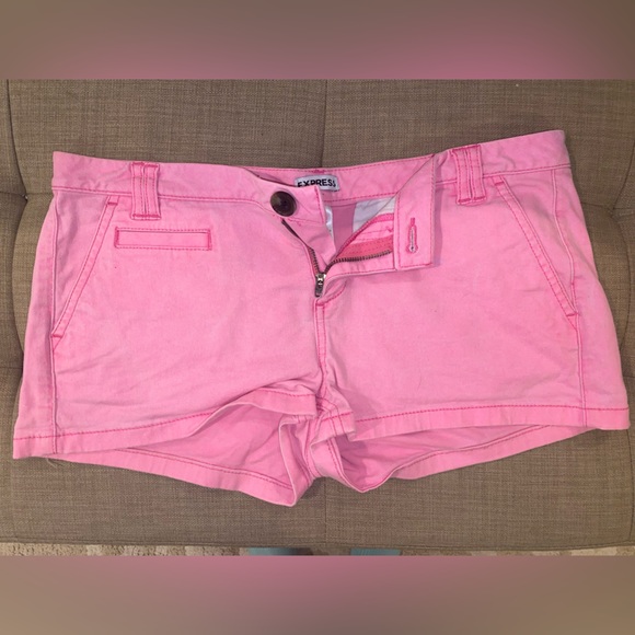 3 pack of express low rise shorts! - Picture 3 of 8